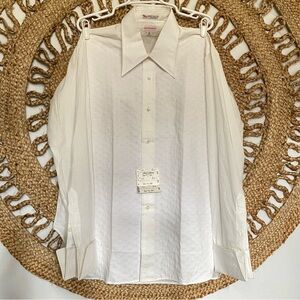 NWT vintage Saks Fifth Avenue white woven cotton dress shirt